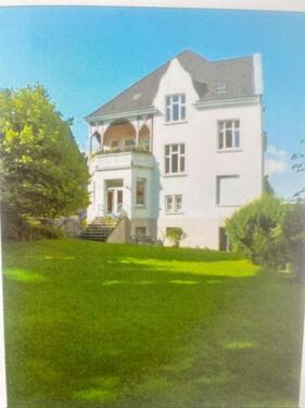 Foto - Exclusive Altbauwhng. in wunderschöner Villa mit Garten zu verk.