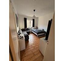 Untermiete: Zimmer in 2,5-Zimmer-WG in Kiel