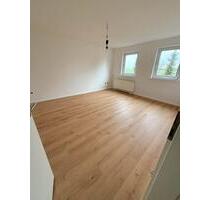 Schöne 2-Zimmer DG-Wohnung - Erstbezug nach Komplettsanierung - Kelkheim (Taunus)