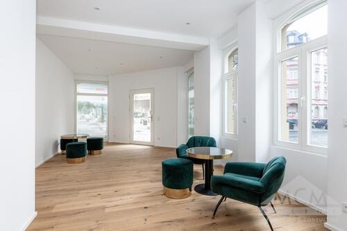 Foto - Erstbezug nach kompletter Modernisierung. Schöner Eckladen in restauriertem Stilaltbau fußnah zum Wilhelmsplatz