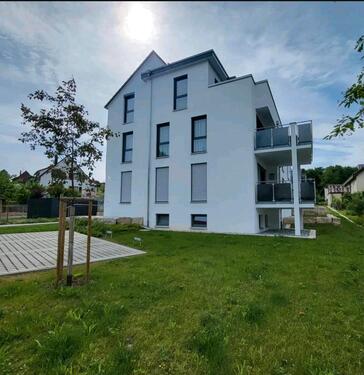 Foto - 3-Zimmer-Wohnung mit Balkon, Einbauküche - Neubauqualität!