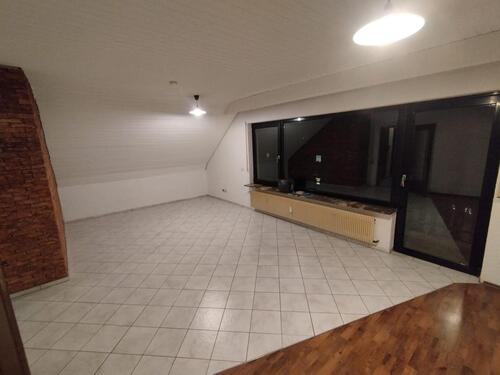 Foto - 3 Zimmer Dachgeschoßwohnung zur Miete in Seeheim-Jugenheim