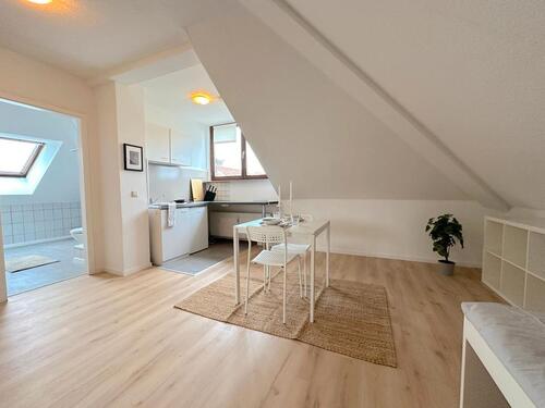 Foto - Gemütliche 1-Zimmer-Dachgeschosswohnung in Ladenburg – Friedrich-Ebert-Straße