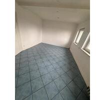 WG Zimmer Karlsruhe ~18qm - 450,00&nbsp;EUR Kaltmiete, ca.&nbsp; 18,00&nbsp;m&sup2; in Bretten (PLZ: 75015)