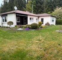 Großzügiger Bungalow auf 1.100 m2 Grundstück in ruhiger Lage - Kammeltal