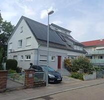 DHH in Gerlingen mit Energieffizienzklasse A+ mit PV-Anlage
