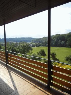 Foto - ++ Schöne, helle 3 Zimmerwohnung mit riesigem Balkon und Garten + +