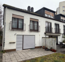 Reiheneckhaus in Frankfurt – 6 Zimmer, Garten, Garage - Frankfurt am Main Bonames