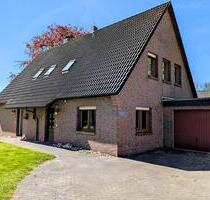Großzügiges, charmantes EFH mit Garage, Dachterrasse & großem Garten in ruhiger Wohnlage!! - Elsfleth