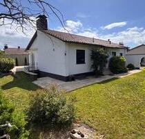 Großzügiger Bungalow auf 653 m² Grundstück mit Ausbaupotenzial – - Friedelsheim