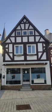 Foto - Haus mit Ladenlokal Schlüchtern Innenstadt