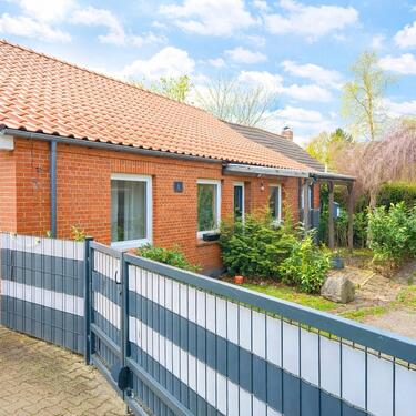 Foto - Einfamilienhaus im Herzen von Neermoor