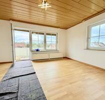 Helle 3-Zimmer-Wohnung im 1. OG mit Balkon, Garten & Einbauküche in ruhiger Lage von Eckersdorf