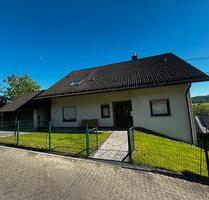 Renoviertes Einfamilienhaus mit Einliegerwohnung - Malberg