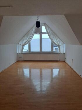 Foto - Elegantes Wohnen in Adelsdorf - 870,00 EUR Kaltmiete,
