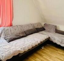 Möbliert 2 Zimmer DG Whg Warmmiete + Strom = 775 Euro(alles ink) - Heilbronn Böckingen