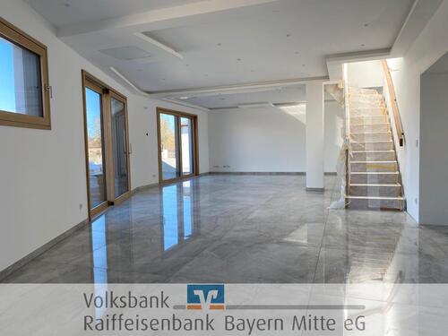 Foto - Luxus und Komfort – Einziehen und direkt wohlfühlen - Einfamilienhaus am Ortsrand von Langquaid!