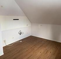 Dachgeschosswohnung zu vermieten - Petershagen