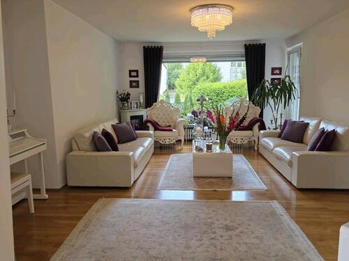 Foto - 5 Zimmer Erdgeschoßwohnung in Kassel