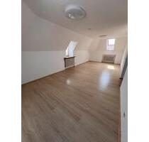 2 Zi.-DG Whg. in guter Lage - 800,00&nbsp;EUR Kaltmiete, ca.&nbsp; 60,00&nbsp;m&sup2; in Stockach (PLZ: 78333)