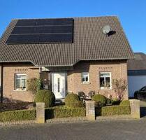 Schönes Einfamilienhaus in Düffelward provisionsfrei zu verkaufen - Kleve