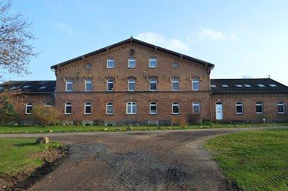 Foto - 13456 R-Wohnungen Denkmal Gutshaus Warmmiete 9-11€qm