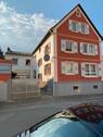 Foto - Ein- und Mehrfamilienhaus auf einem Grundstück mit Gestaltungsmög