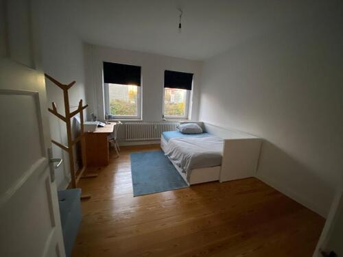 Foto - Looking for a roommate:) #Female