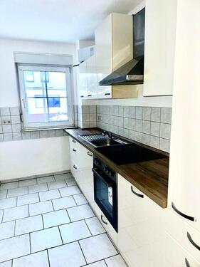 Foto - Helle 3-Zimmer-EG Wohnung mit Balkon ,500 met vom Dessau Hbf