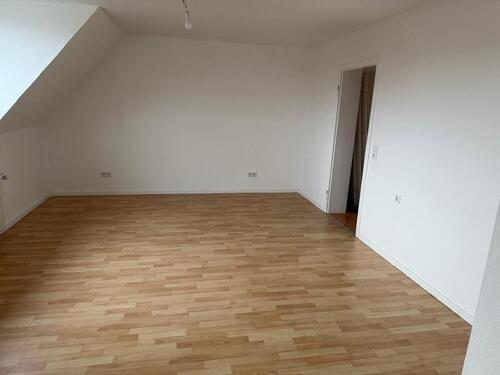 Foto - Frisch renovierte Wohnung mit Balkon