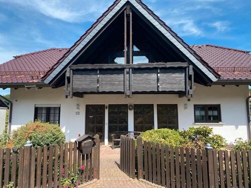 Foto - Villa in Hanglage mit eigenen Bachzugang in Jossgrund