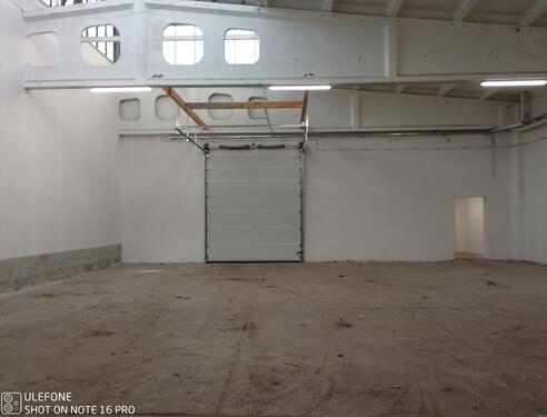 Foto - Lagerhallen 300 m² zu vermieten