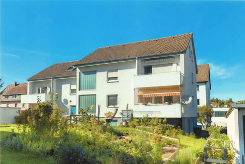 Foto - Modernisierte 6 Zimmerwohnung in zentraler Lage