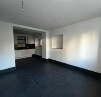 Zentrale 3-Zimmer-Wohnung am Burg Giebichenstein Nähe Riveufer - Halle (Saale) Am Wasserturm/Thaerviertel