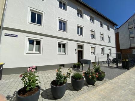 Foto - RENOVIERTE 2-Zi.-Whg, Bad Fenster - TOP LAGE in Nbg-Wöhrd - SEHR RUHIG - Langefristig zu Vermieten