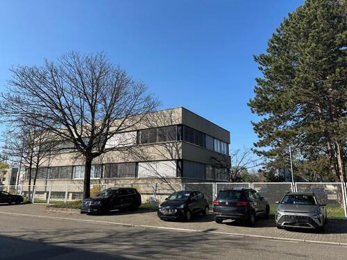 Foto - Flexible Büroflächen in verkehrsgünstiger und werbewirksamer Lage - BR 4195