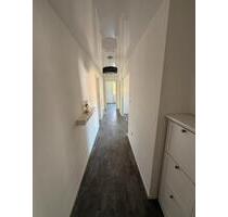 3 Zimmer Wohnung Ohne Makler - 209.000,00&nbsp;EUR Kaufpreis, ca.&nbsp; 82,00&nbsp;m&sup2; in Geesthacht (PLZ: 21502)