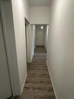 Foto - Erstbezug nach Sanierung ! Wunderschöne 4 Zimmer-Wohnung.
