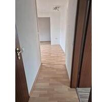 2 Zimmer Dachwohnung - 600,00&nbsp;EUR Kaltmiete, ca.&nbsp; 42,00&nbsp;m&sup2; in Stuttgart (PLZ: 70327) Luginsland