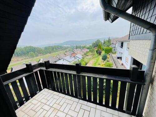 Foto - 3,5-Zimmer- OG Wohnung mit 2xBalkon +moderne EBK in MARSBERG 98qm