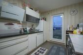 Foto - GERÄUMIGE DACHGESCHOSSWOHNUNG MIT AUSBLICK, BALKON & STELLPLATZ