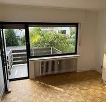 2 Zimmer Wohnung, Köln Ensen, Porz mit Balkon