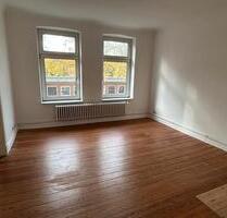 4 Zimmer Altbauwohnung ideal zur WG-Neugründung oder für Familie - Kiel Südfriedhof