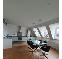 Außergewöhnliche Maisonette Wohnung am Kaulbachplatz - Nürnberg Gärten hinter der Veste Außergewöhnliche Maisonette Wohnung am Kaulbachplatz - Nürnberg Gärten hinter der Veste