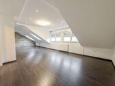 Foto - 4 Zimmer Dachgeschoßwohnung zur Miete in Langen (Hessen)