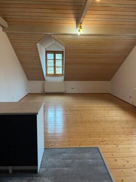 Foto - 2 Zimmer Dachgeschoßwohnung zur Miete in Vilshofen an der Donau