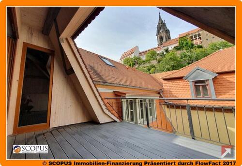 Foto - Einzigartige Dachgeschoss-Wohnung mit großer Wohnküche und Dachterrasse