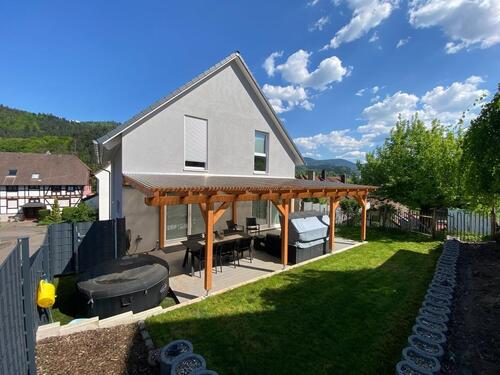 Foto - Neuwertiges Modernes Einfamilienhaus mit Schlossblick