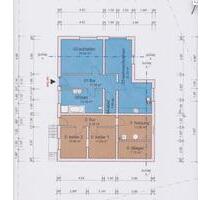 2 Zimmer, Küche Bad, Abstellraum mit Rasenterrasse und Parkplatz - Frankenberg (Eder)