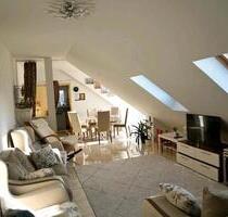 4 zimmer DG wohnung zu vermieten - Mühlheim am Main